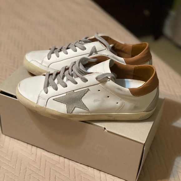 Golden Goose Shoes - ‼️1 DAY SALE‼️Golden Goose Superstar Sneakers